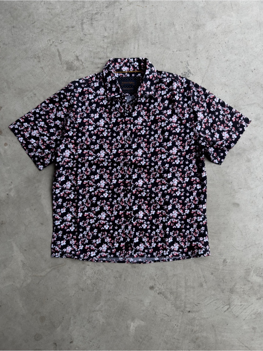 Cropped Boxy Black Floral Button Up Shirt - S